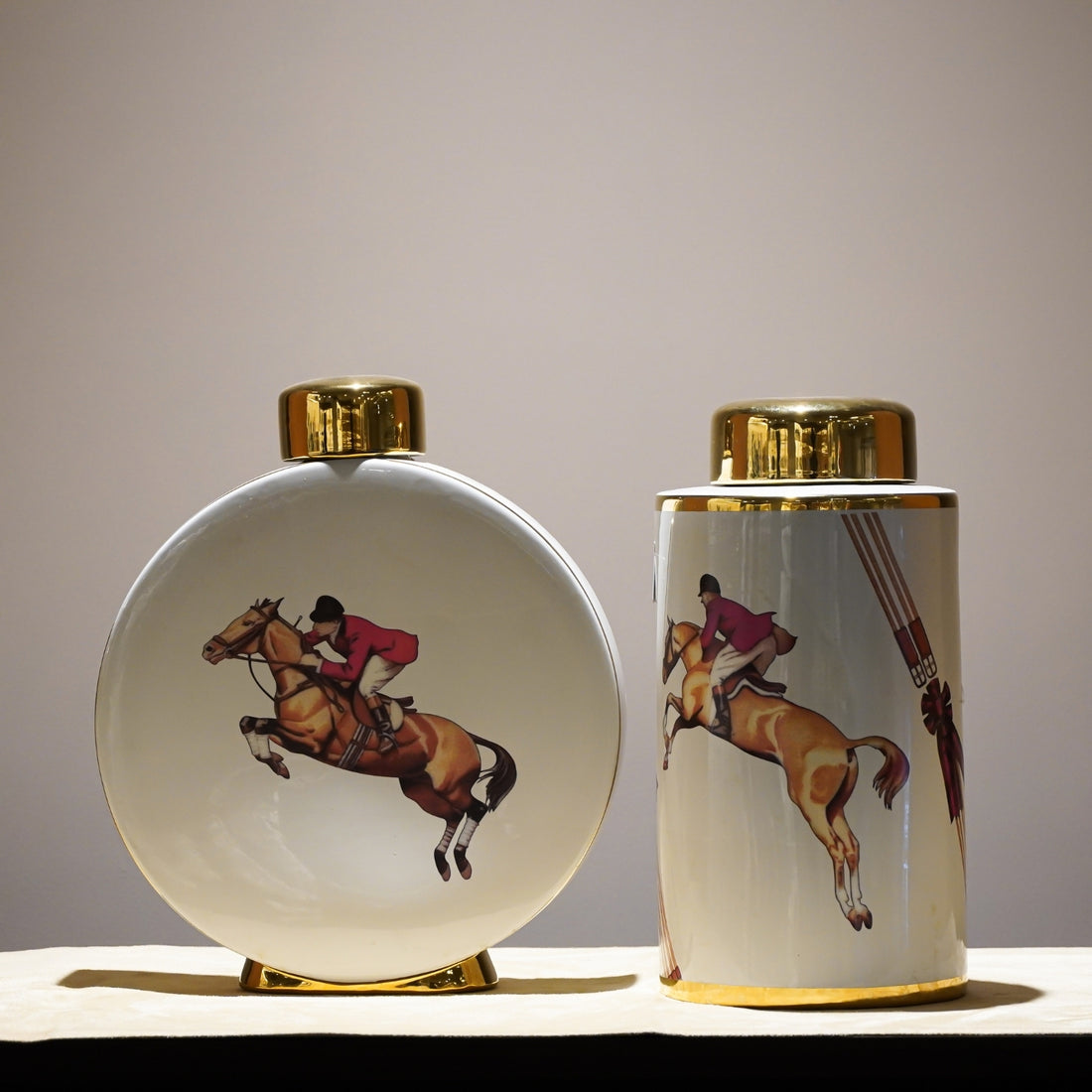 Fox Hunting Gold Lid White Canister