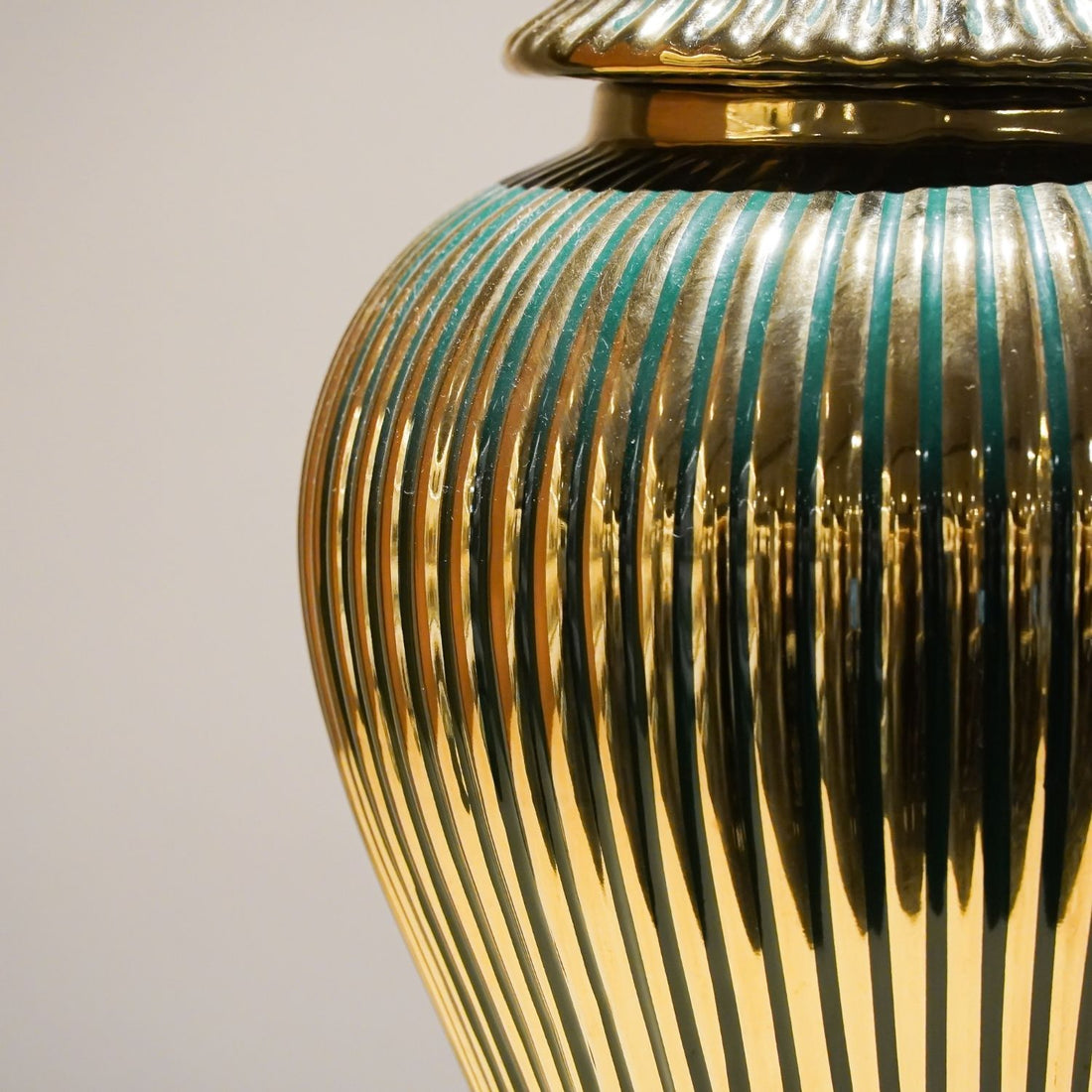 Eternity Luxe Green Gold Temple Jar 25662