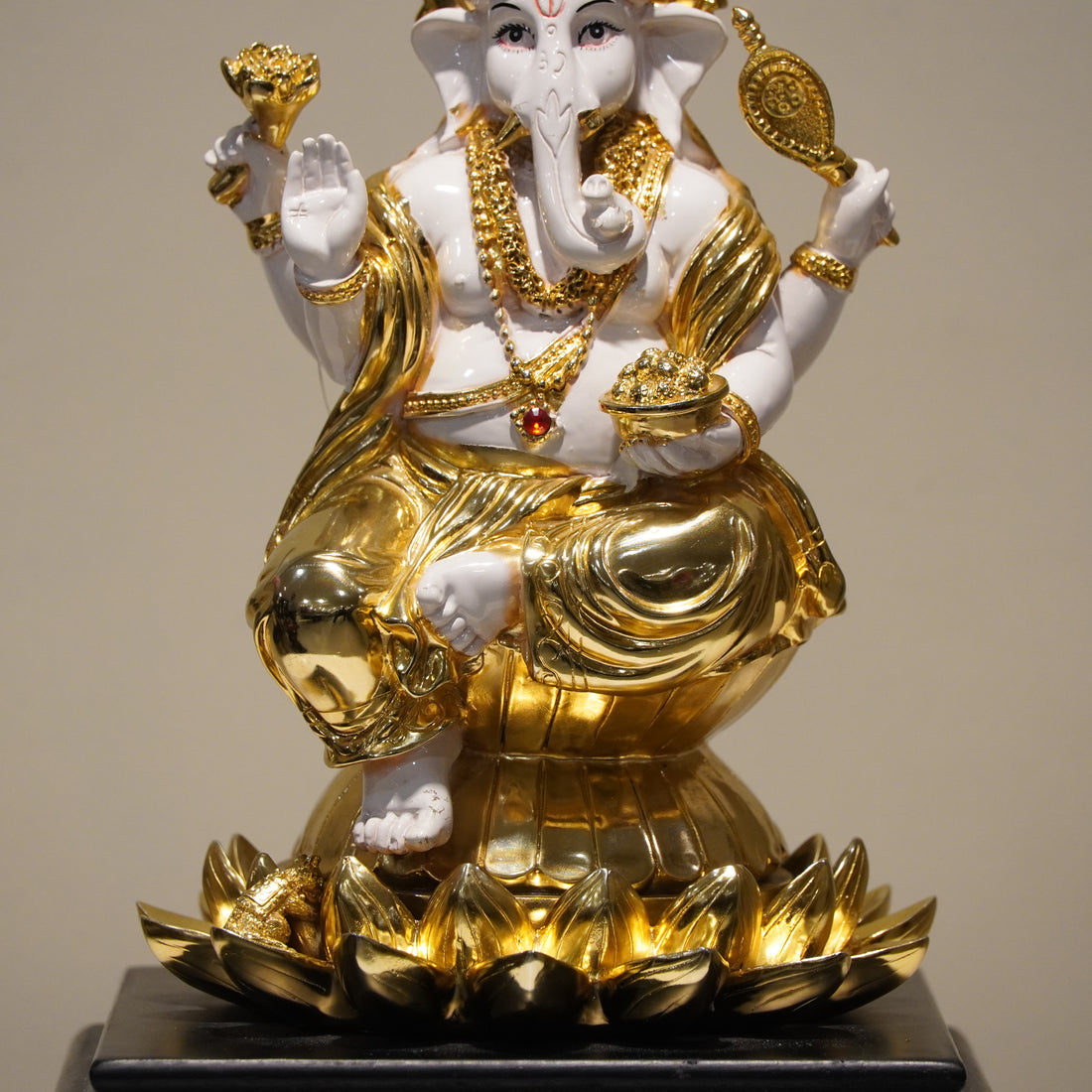 White Golden Lord Ganesha